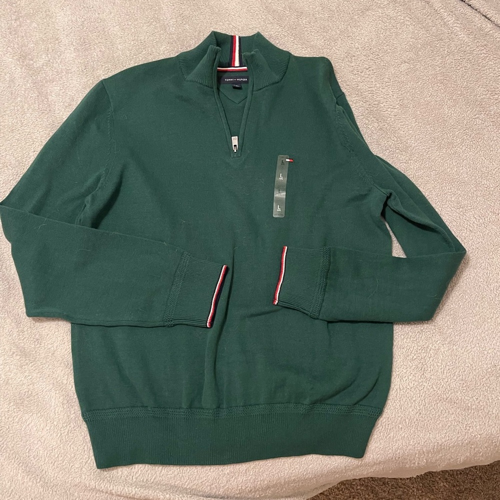 Tommy Hilfiger sweater